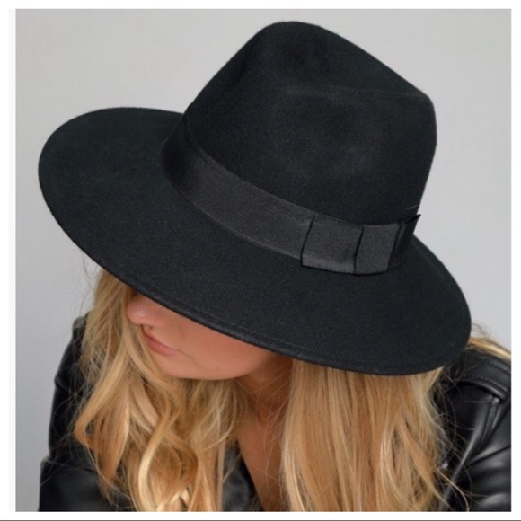 Haute Ellie Accessories - TRIXIE- Black Wool Felt Banded Classic Fedora